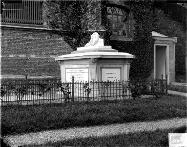 ErfgoedLeiden LEI001016945 Grafmonument