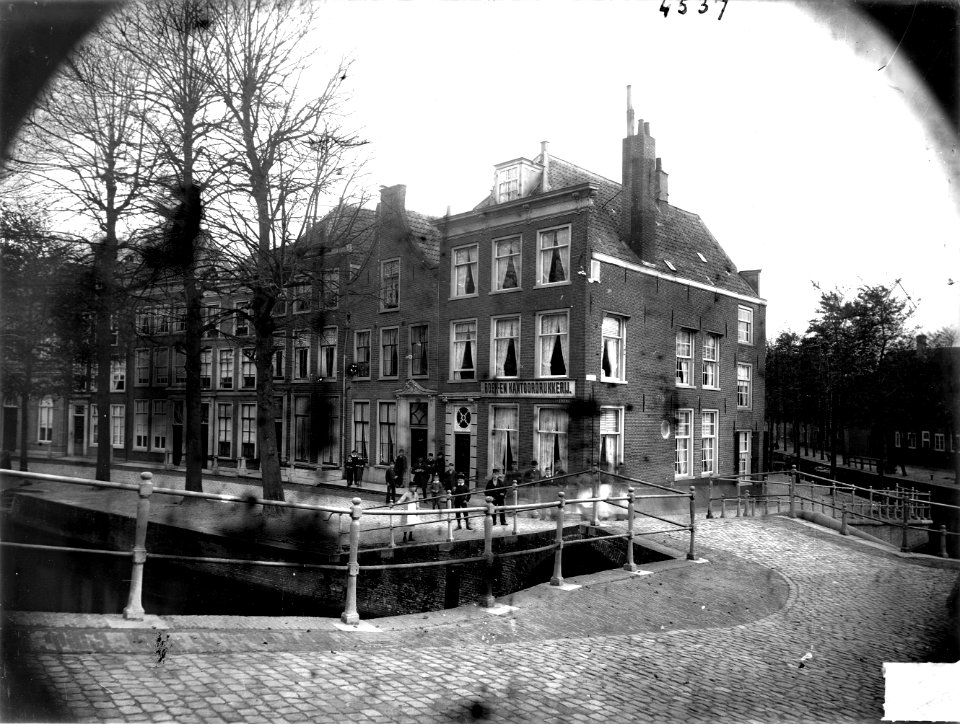 ErfgoedLeiden LEI001014860 Boek en Kantoordrukkerij De Stins aan de Steenschuur, tevens Studentenhuis