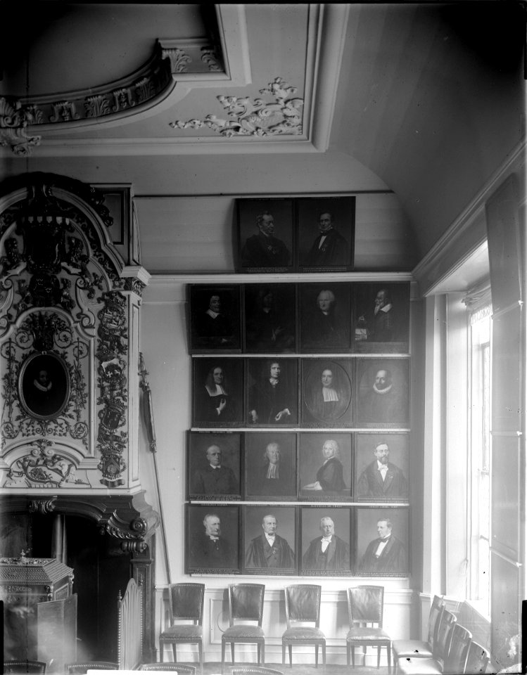 ErfgoedLeiden LEI001017078 Academiegebouw