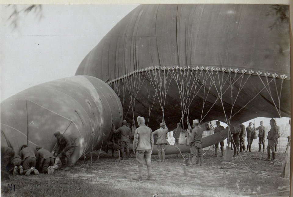 Fesselballon, Fertig zum Aufstieg (BildID 15653706)