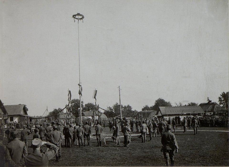 Fest der Telefonabteilung der 25. Infanteriedivision anlässlich des Gbeurtstags von Kaiser Karl (BildID 15446689)