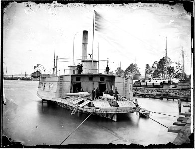 Ferry boat altered to Gunboat, Pamunkey river, Va., 1864-65 - NARA - 524831 photo