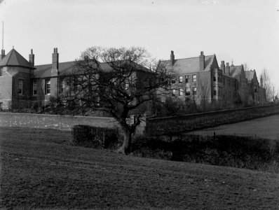 Fever Infirmary, Newport (4641385) photo