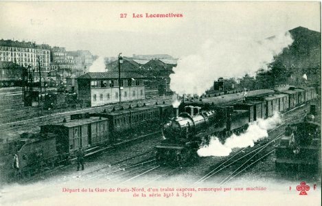 FF 27 - LES LOCOMOTIVES - Départ de la Gare du Nord, d'un train express, remorqué par une machine de la série 3513 à 3537