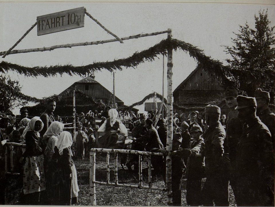 Fest der Telefonabteilung der 25. Infanteriedivision anlässlich des Gbeurtstags von Kaiser Karl (BildID 15446675)