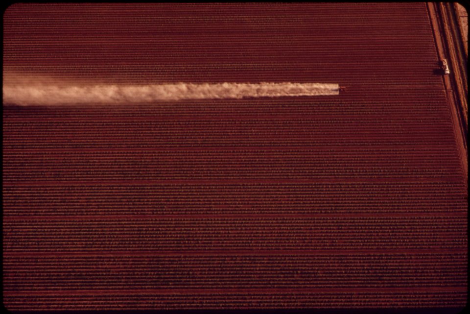 Fertilizing-near-el-centro-may-1972 6990447288 o