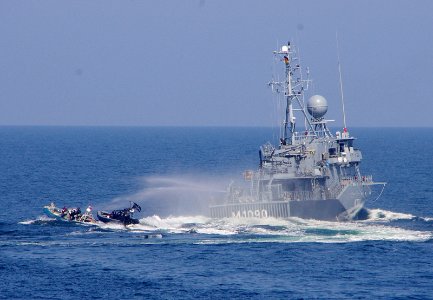 FGS Pegnitz, a German navy minsweeper, participates in BALTOPS 2013. (9069862924)