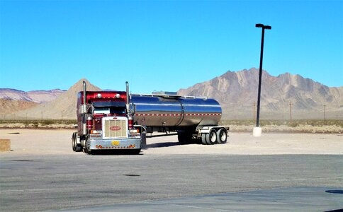 Outdoor trailer parking