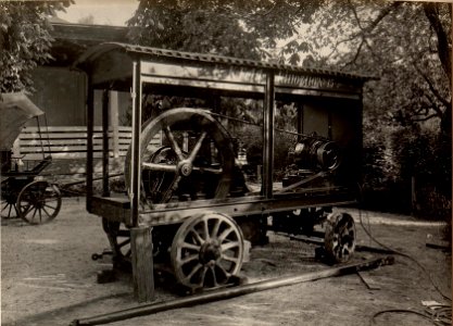 Field Cinema Vehicle No. 15; probably Klagenfurt ... (BildID 4812758)
