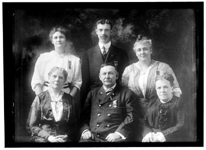 GRAND ARMY OF THE REPUBLIC. HEADS OF NATIONAL G.A.R. ORGANIZATIONS. FRONT- MRS. SARAH E. FULTON, NATIONAL PRESIDENT, WOMEN'S RELIEF CORPS; DAVID J. PALMER, COMMANDER- IN-CHIEF, G.A.R.; NAME LCCN2016866500
