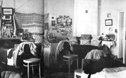 Grand Duchesses' Tobolsk Bedroom - Overall