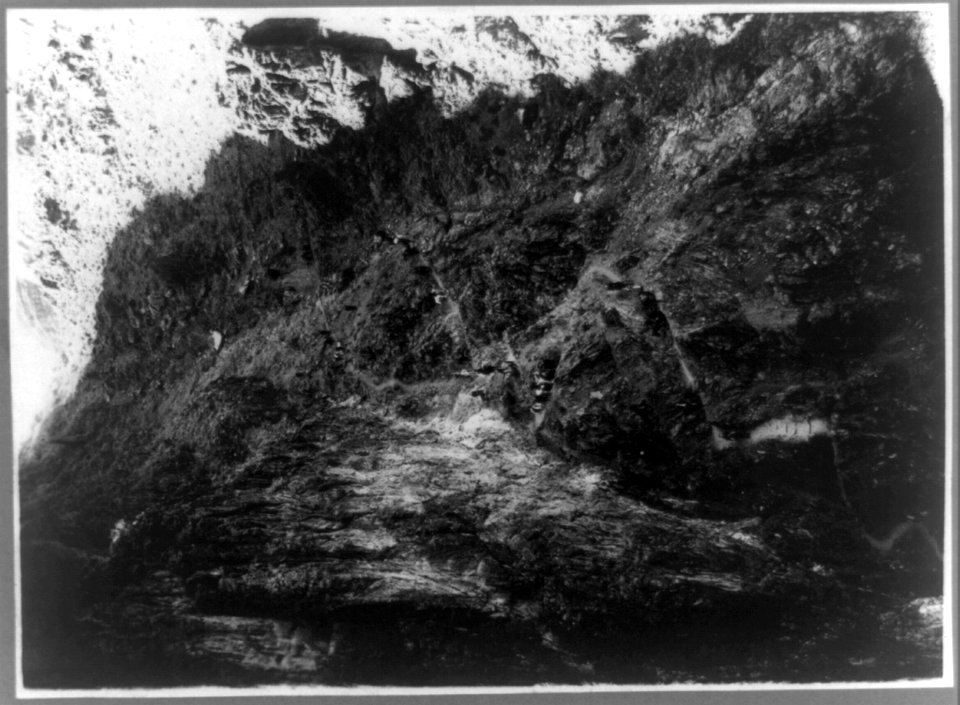 Grand Canyon, Arizona- The Cork Screw, 4100 ft. below the river, with people coming down trail LCCN2002718411