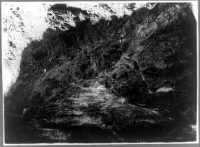 Grand Canyon, Arizona- The Cork Screw, 4100 ft. below the river, with people coming down trail LCCN2002718411 photo