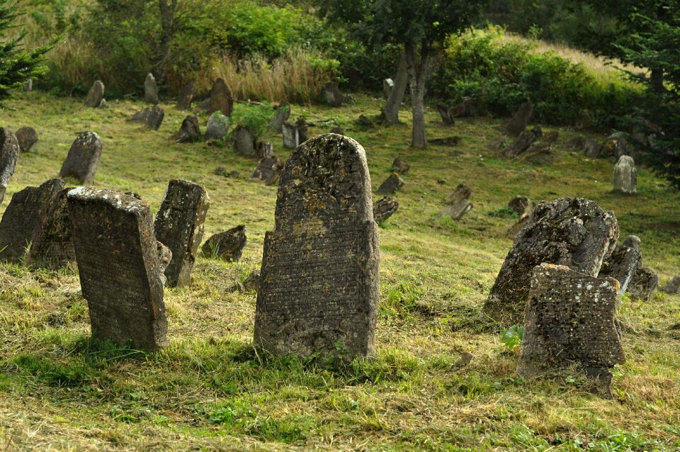 Matzeva graves monument