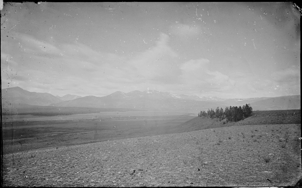 Grand or massive mountain, from near mouth of California Gulch, Sawatch Range. Lake County, Colorado. - NARA - 517026