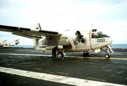 Grumman C-1 aboard USS America