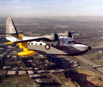 Grumman HU-16C Albatross Umpqua in flight