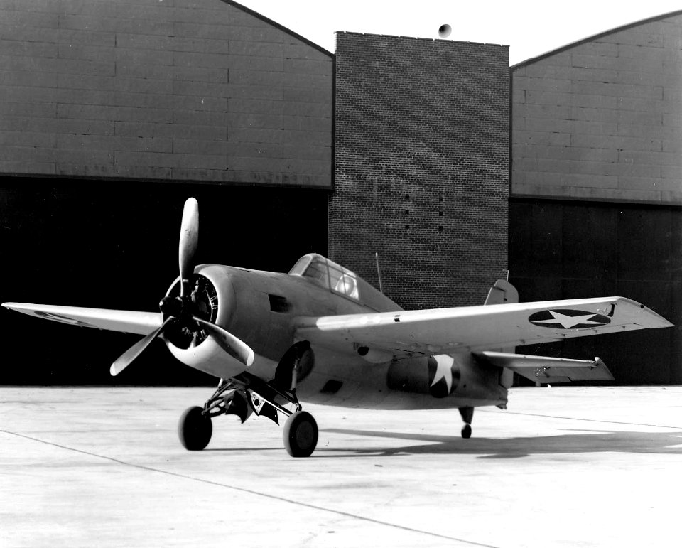 Grummann XF4F-8 Wildcat at Grumman Aircraft Engineering Corporation, 12 November 1942 (NNAM.1996.253.7385.035)