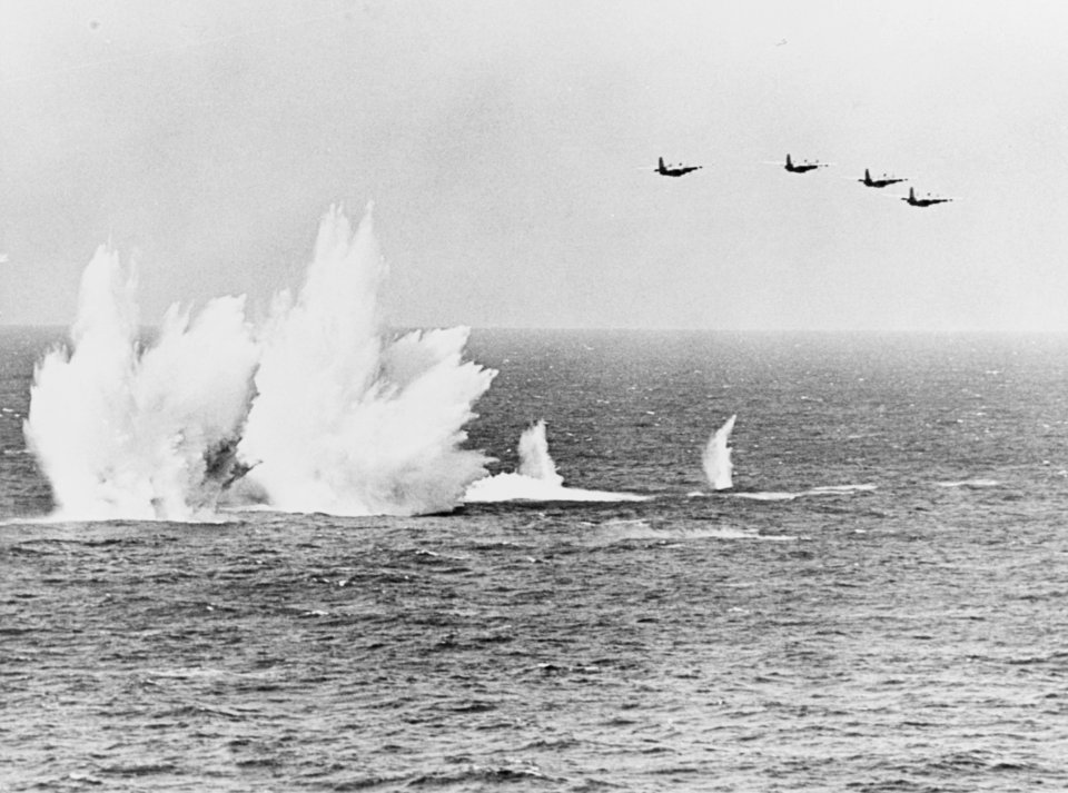 Grumman S-2 Trackers drop depth charges in April 1962