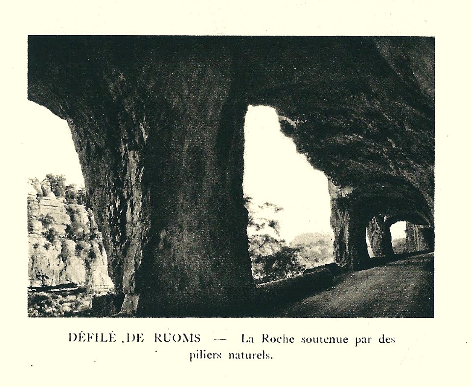 G.-L. Arlaud-recueil Vals Saint Jean-Défilé de Ruoms, les piliers