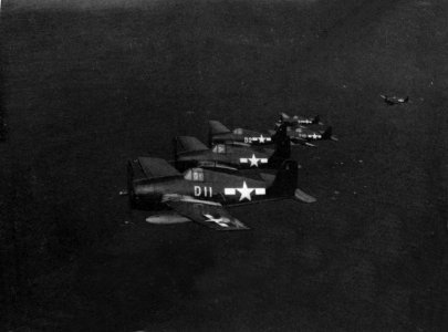 Grumman F6F-5 Hellcats of VF-60 in flight, circa in 1944