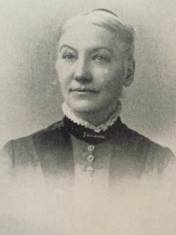 HANNAH M. UNDERHILL ISAAC A woman of the century (page 422 crop)