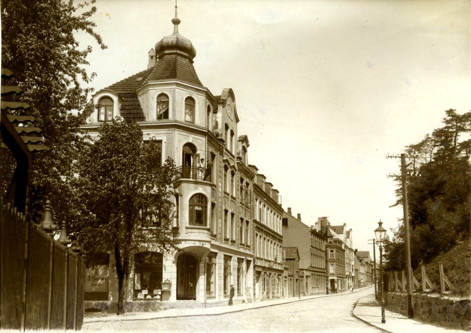 Heikendorfer Weg in Neumühlen-Dietrichsdorf (Kiel 55.606)