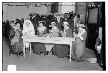Helen Ware, Grace Schnebe, Chrystal Hearn, Frances Starr, Gladys Hanson, Lucy Weston LCCN2014704496