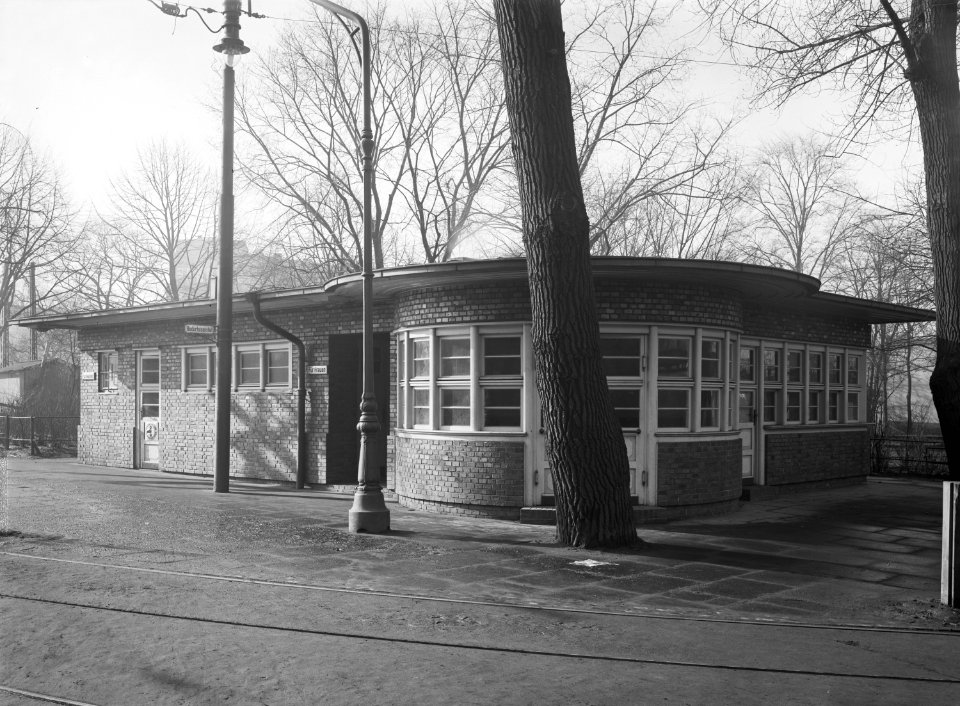 HANSif1171 Verkehrspavillon an der Bismarckstraße
