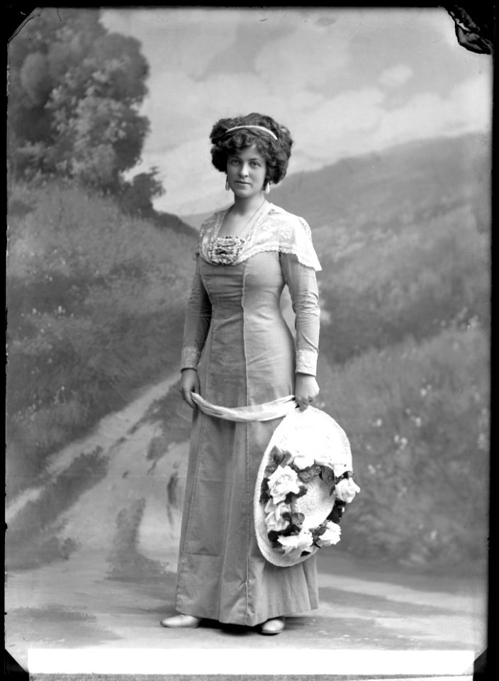 Hilma Matsson in Bykomtessen at Operett-teatern 1909 - SMV - NM012