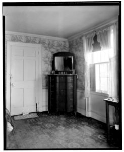 Historical American Buildings Survey L. C. Durette, Photographer April 25, 1936 NORTH EAST BED ROOM 2nd FLOOR-DOOR and WINDOW DETAIL - Captain Barnes House, 218 Islington Street, HABS NH,8-PORT,124-18