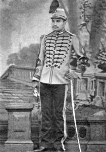Hinoi Pomare in uniform