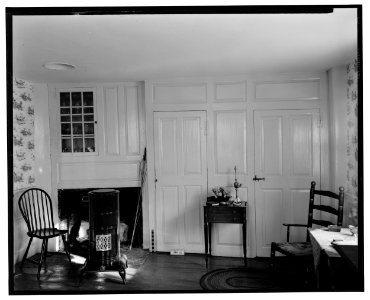 Historical American Buildings Survey L. C. Durette, Photographer Oct. 2, 1936 SITTING ROOM - Amos Seavey House, Beach Boulevard, Rye, Rockingham County, NH HABS NH,8-RY,1-11