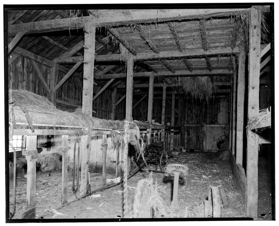 Historical American Buildings Survey L.C. Durette, Photographer Nov. 1936. INTERIOR OF BARN - John Cram Farmstead, Hampton Falls, Rockingham County, NH HABS NH,8-HAMTOF,1-20