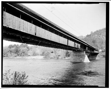 Historical American Buildings Survey L. C. Durette, Photographer May 14, 1936 NORTH VIEW FROM THE ORFORD SHORE - Covered Bridge, Spanning Connecticut River, Orford, Grafton County, HABS NH,5-ORF,2-2
