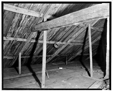 Historical American Buildings Survey L.C. Durette, Photographer Nov. 1936. ATTIC - John Cram Farmstead, Hampton Falls, Rockingham County, NH HABS NH,8-HAMTOF,1-15