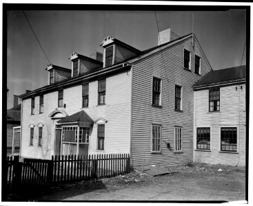 Historic American Buildings Survey L.C. Durette, Photographer March 19, 1937 EXTERIOR LOOKING SOUTH WEST - Colonel Joshua Wentworth House, 121 Hanover Street (moved to Hancock HABS NH,8-PORT,121-2
