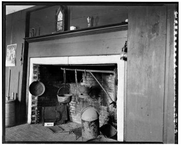 Historical American Building Survey L. C. Durette, Photographer July 28, 1936. KITCHEN FIREPLACE - Parsonage, Newington, Rockingham County, NH HABS NH,8-NEWI,2-13 photo