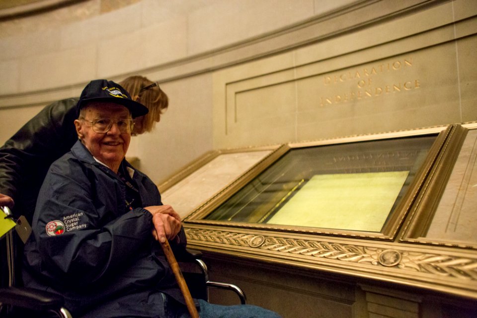 Honor Flight 20151019-01-028 (22312367936)