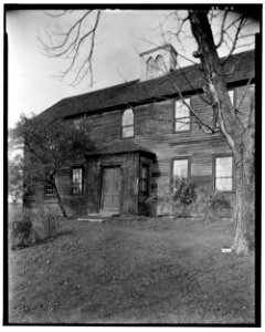 Historical American Buildings Survey L. C. Durette, Photographer Oct. 18, 1936. DETAIL OF FRONT - Colonel Paul Wentworth House, Dover Street (moved to MA, Dover), Dover, Strafford HABS NH,9-SALFA,1-17