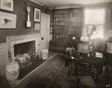 Houghton MS Am 1743.26 (16) - Sarah Orne Jewett House, library 2