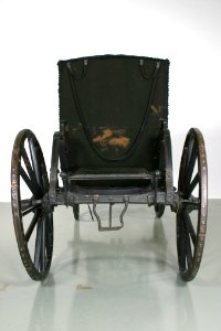 Hovsorgvagn berlinare, bakifrån - Livrustkammaren - 22459