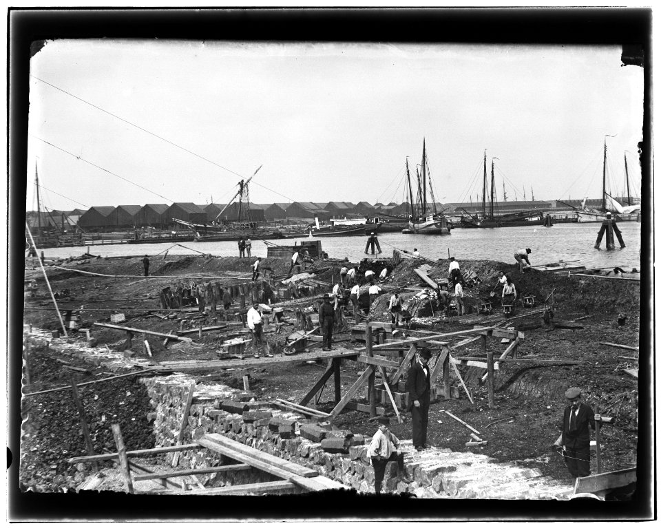 Houthaven, foto 13 Jacob Olie (max res)
