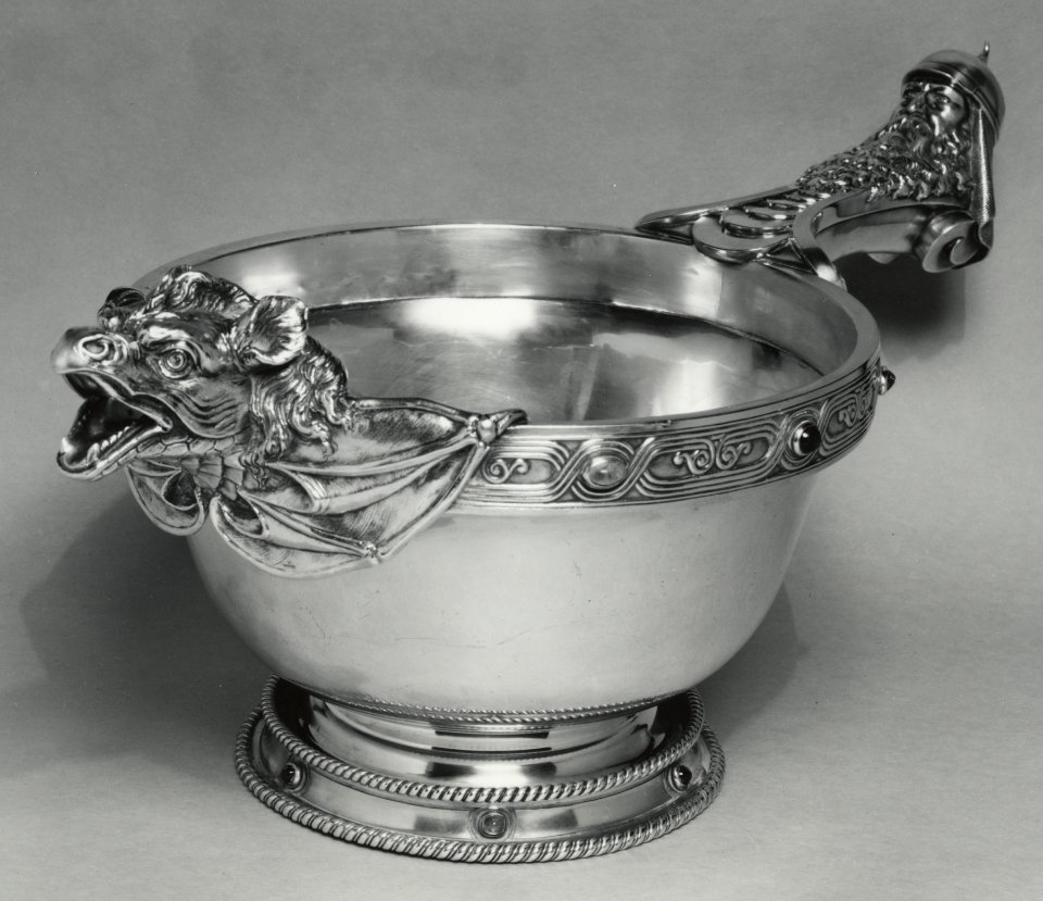 House of Fabergé - Kovsh - Walters 571920 - Three Quarter