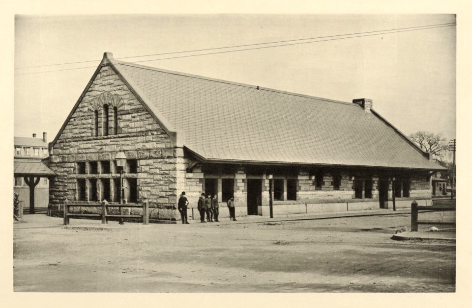 Houghton MS Typ 1070 - Richardson, Allston Railroad Station