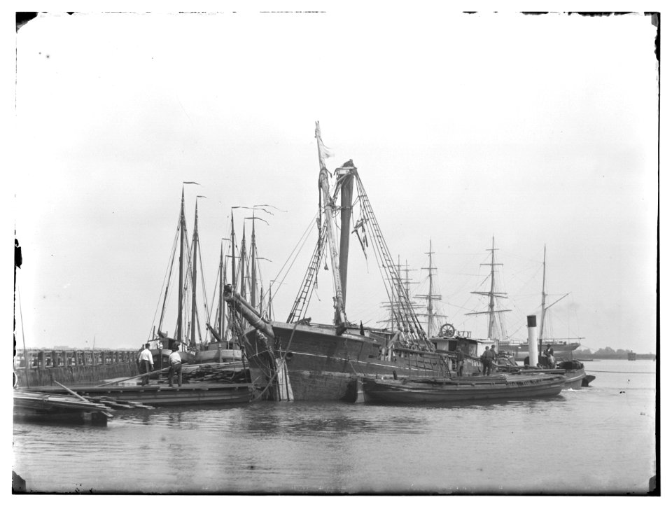 Houthaven, foto 11 Jacob Olie (max res)