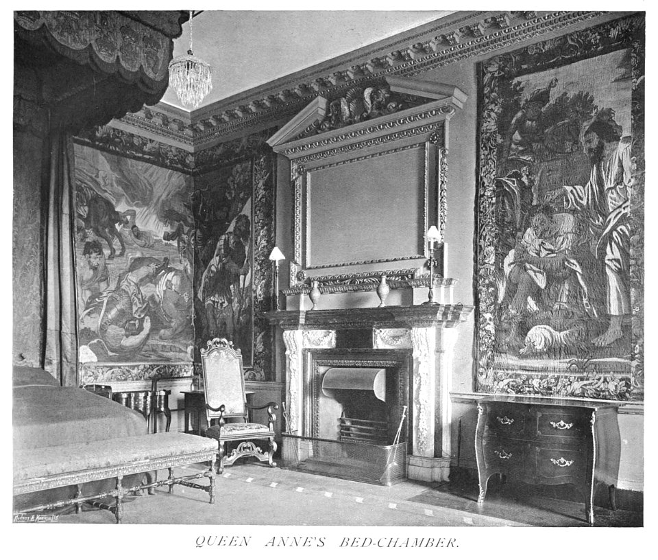 In English Homes Vol 3 Rainham Hall Norfolk Queen Anne's bedchamber 31295005735708 0142
