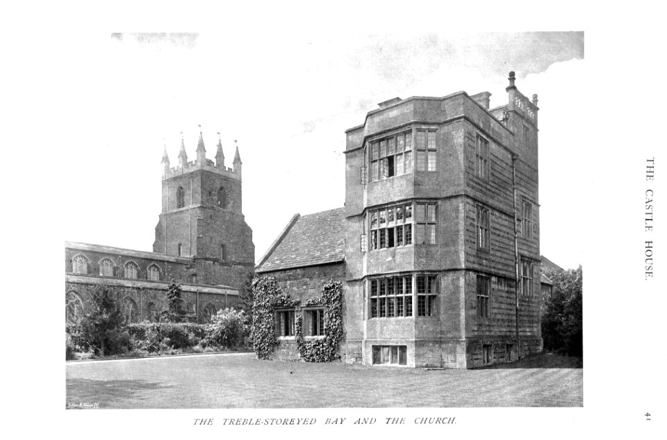 In English Homes Vol 3 The Castle House Deddington the treble-storeyed bay and the church 31295005735708 0075