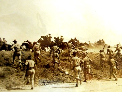 Infantry and cavalry contingents of the United States Marine Corps in action, May 29, 1917 (29914983402)