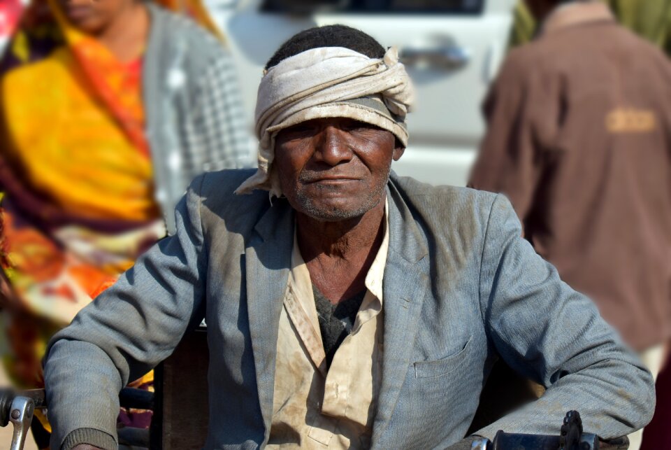 Man group old destitute